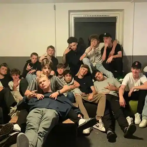 Picture for song 'Spicy Flæsk' by artist 'OE shortys'