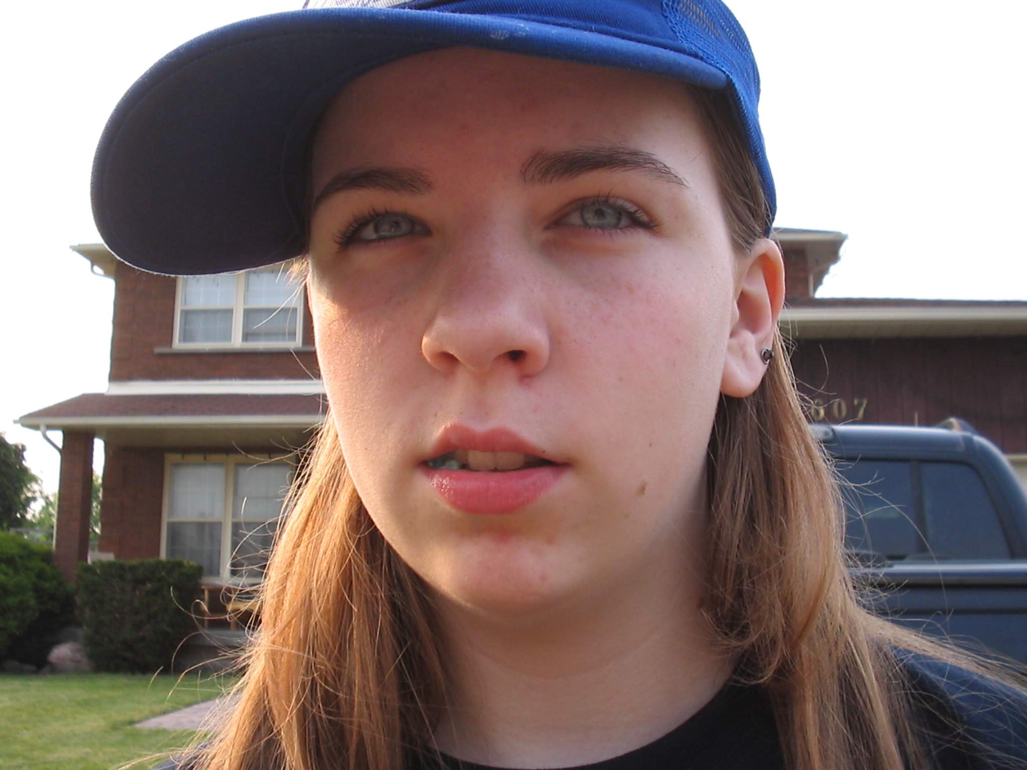 Picture for song 'Walk' by artist '200 Feet'