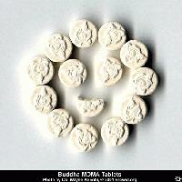 Picture for song 'I LovE DrugS (UnfinisheD)' by artist 'AKA Sleepy Eyes'