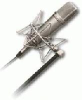 Picture for song 'Crushin' on you...' by artist 'BasickEmcee'