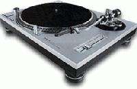 Picture for song 'I Dont Care (10 mins)' by artist 'Daxfrow'