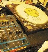 Picture for song 'lick my esophagus' by artist 'FrAmE'