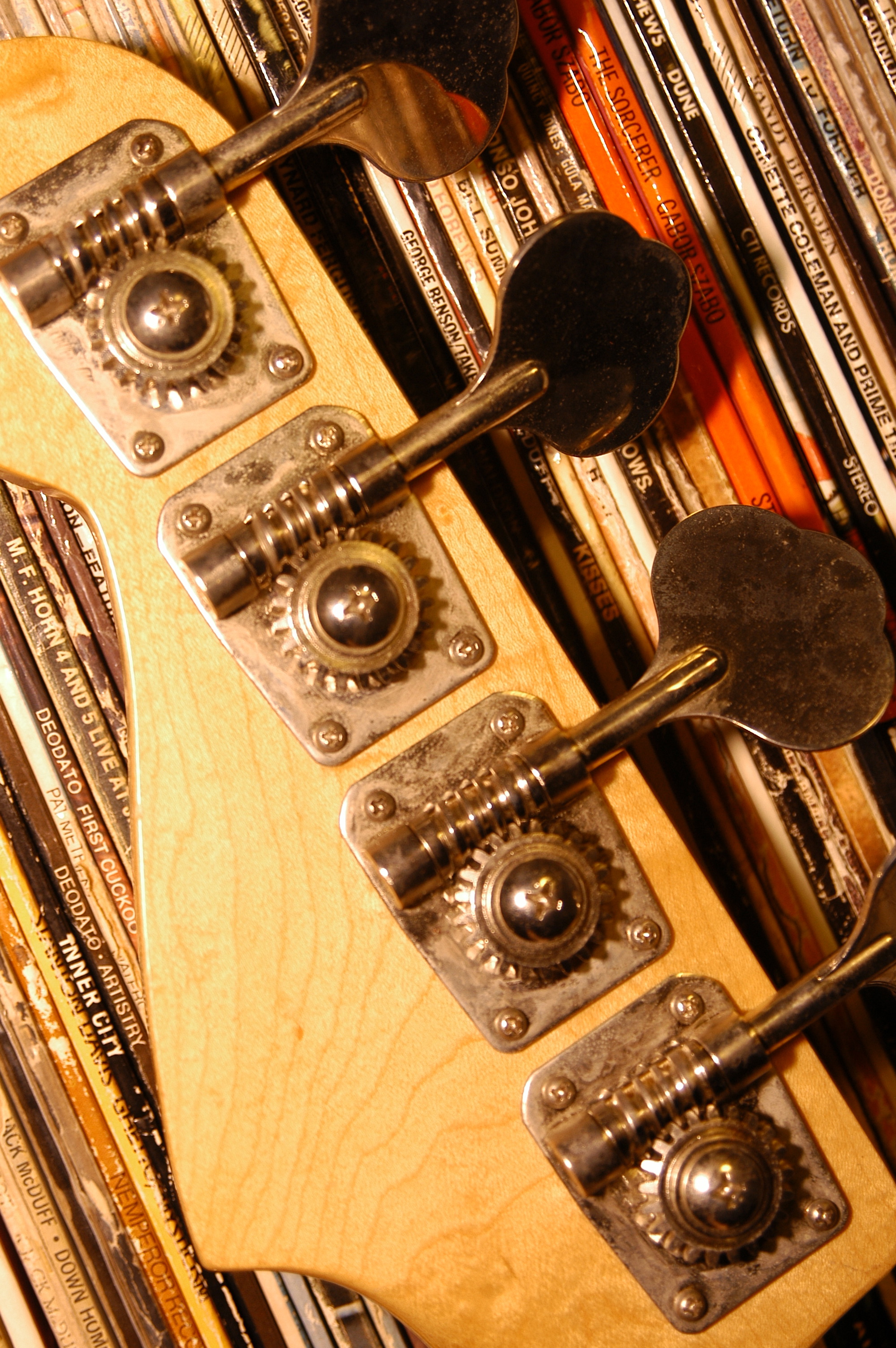 Picture for song 'Rawlsey' by artist 'Headnodic'