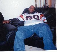 Picture for song 'MOMS N POPS' by artist 'JOKES'