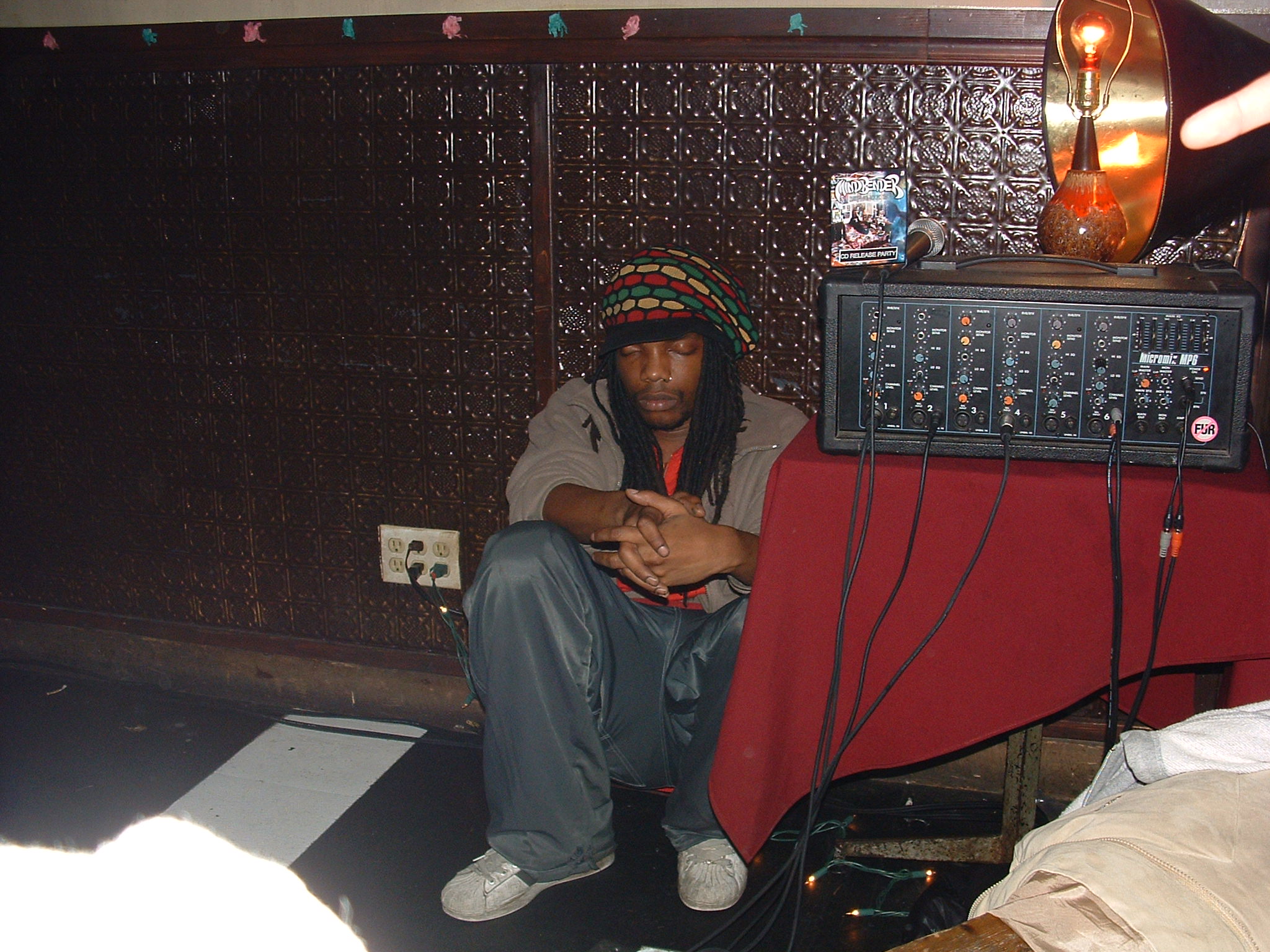 Picture for song 'Greetings I Bring... Love Mindbender' by artist 'Mindbender Supreme'