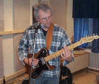 Picture for song 'Riot Rate 2001' by artist 'Miulew'