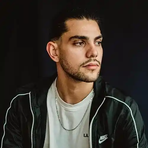 Artist picture