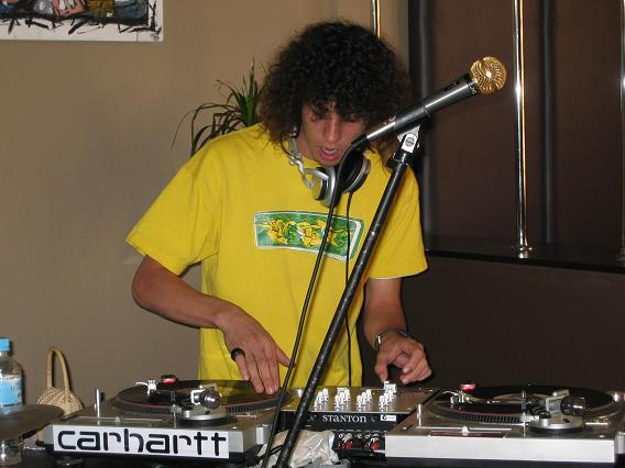 Picture for song 'Vile Bile Freestyle-Urban Monk' by artist 'Rhino Room'