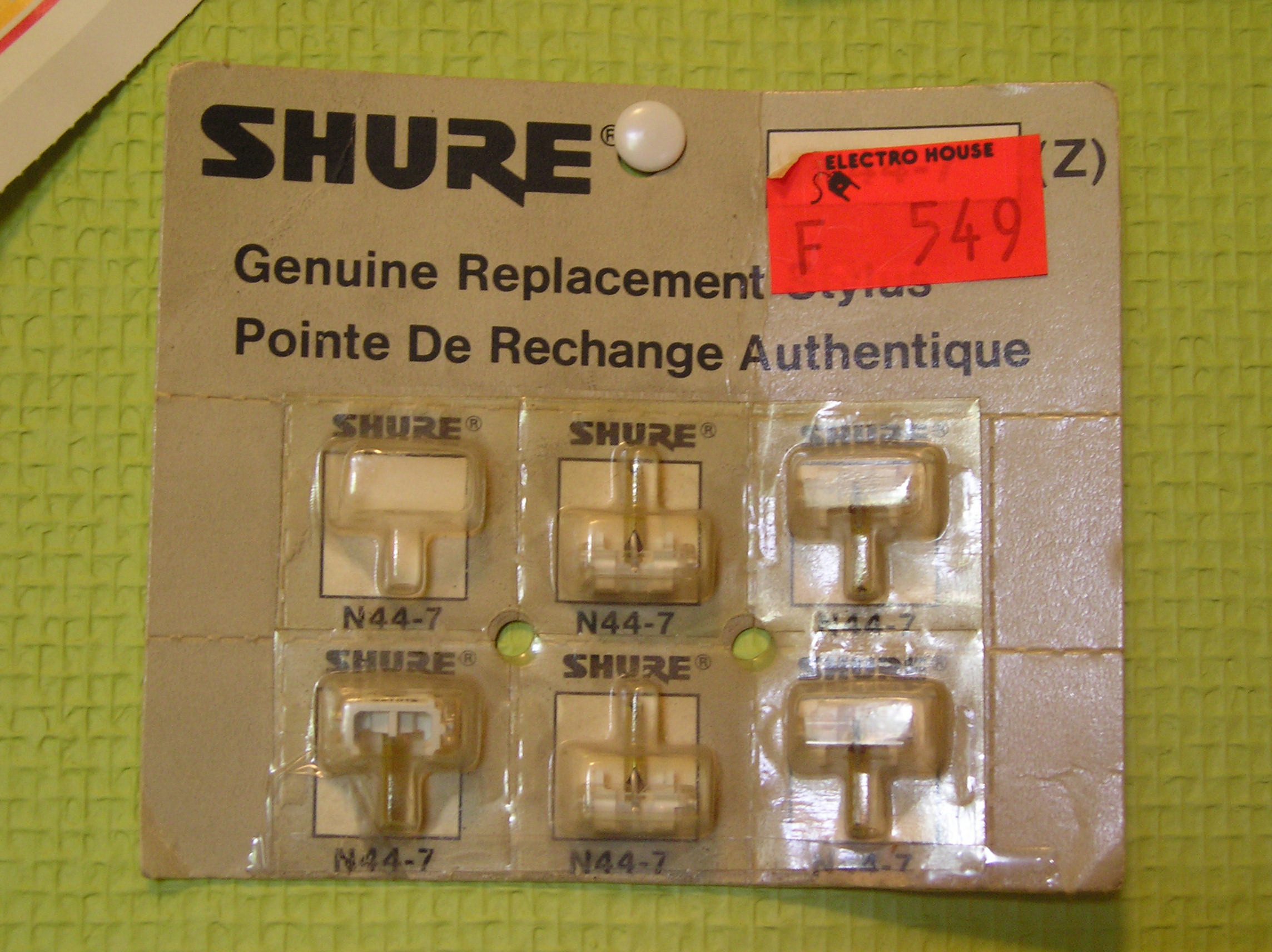 Picture for song 'yes' by artist 'Ripple Quality Cuts'