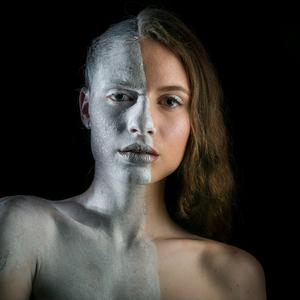 Picture for song 'TRADE GAME REMIX' by artist 'Round The Globe'