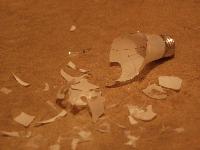 Picture for song 'Broken Lightbulb' by artist 'Ruxpin'