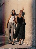 Picture for song 'Scarlet Blue- Baby Don't Go' by artist 'Scarlet Blue (US)'