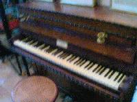 Picture for song 'Piano de Hoy Recorde' by artist 'Seangle'