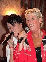 Picture for song 'Stuck In The Middle With You' by artist 'the nashville angels'