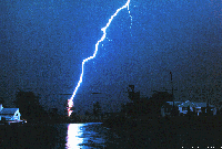 Picture for song 'In The Rain' by artist 'TrackHedS'