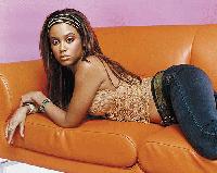 Picture for song '12 - The Sound Of Rain feat. Geeque' by artist 'Treacherous Words'