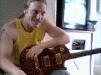 Picture for song 'heavydoody' by artist 'wackoguitaro'