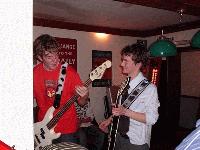 Picture for song 'Yeah Yeah Yeahs - Pin (live version)' by artist 'Wooden Horse'