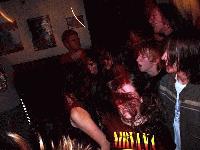 Picture for song 'Radiohead - Creep (live version)' by artist 'Wooden Horse'