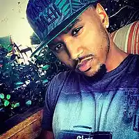 Picture for song 'SMOOTH DRINKING (Buy 2 get 3 FREE!)' by artist 'The Presidentz'