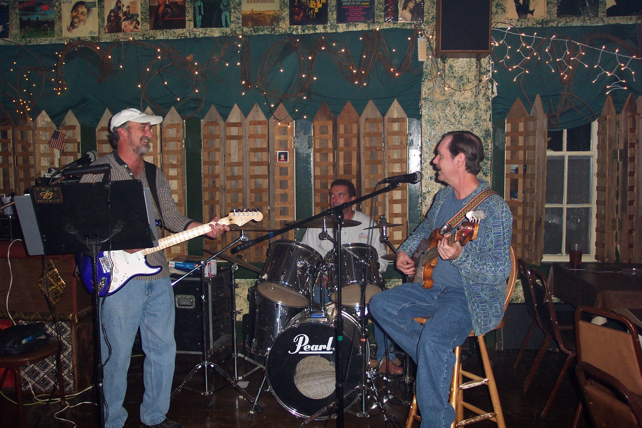 Picture for song 'Lookin' for the Door' by artist 'wilkyway'