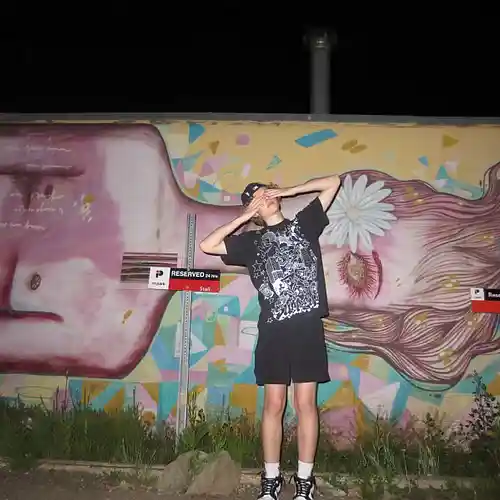 Picture for song 'Opera' by artist 'Noahs'