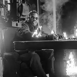 Picture for song 'Young Thug type beat - Hot' by artist 'radionthetrack'