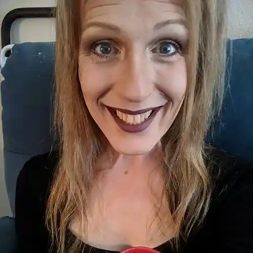 Picture for song 'TravGroove' by artist 'Trisha Belle'