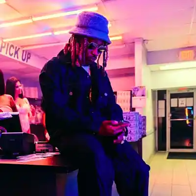 Picture for song 'Headquarters (Buy 1 get 4 FREE)' by artist 'Daanmakesbeats'