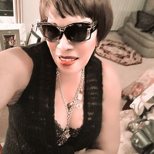 Picture for song 'Confused (Bright & Early)' by artist 'Ivy Rose R'