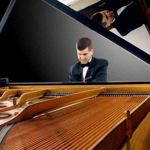 Picture for song 'Tchaikovsky Piano Concerto No 1 Mvt 3' by artist 'DIMITRIS SGOUROS - PIANIST'