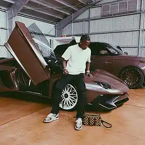 Picture for song 'Dubai Shit (2+1 Free)' by artist 'Primestars'