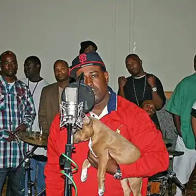 Picture for song 'WE AROUND HERE-Mixdown.mp3 1352' by artist 'yella of 534 Family'