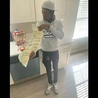 Picture for song '"Jimmy Neutron" - BUY 2 GET 1 FREE' by artist 'prodleavz'