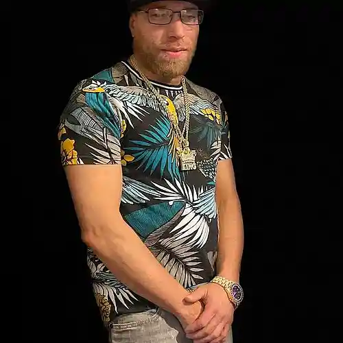 Artist picture