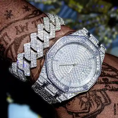 Picture for song 'ICED OUT' by artist 'Mello Yelloww'