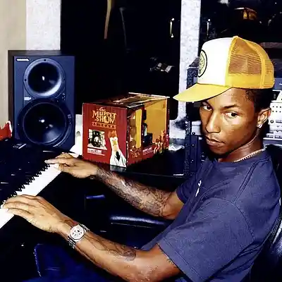 Picture for song '''WAY'' - THE NEPTUNES X 2000's TYPE BEAT' by artist 'Dsanti'