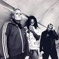 Picture for song 'Voo' by artist 'SWAGETTI'