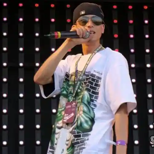 Picture for song '03.SARE9 SIYASI' by artist 'DeMoN RaP'