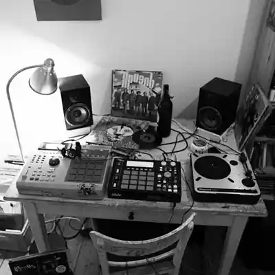 Picture for song 'No party' by artist 'Andrew Kurs'