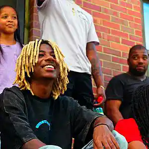 Picture for song 'FinEsseMo x Drake Type Beat (p.syobangz)' by artist 'syobangz'