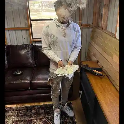 Picture for song 'Lil Speedy x Lil Noonie Type Beat-"Cash"' by artist 'MP3Meech'