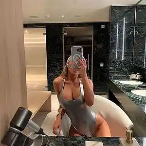 Picture for song 'drake - ou' by artist 'what is luv'