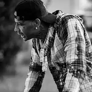 Picture for song 'RUN IT UP *Moneybagg Yo*' by artist 'XXXMAKEITBOUNCE'