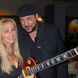 Picture for song 'Walken' by artist 'Colette Lovejoy Music'