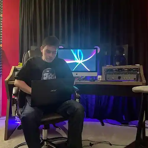 Artist picture