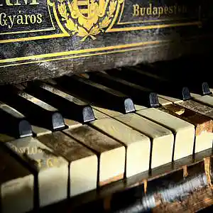 Picture for song 'Rap Piano' by artist 'WisperBeats'