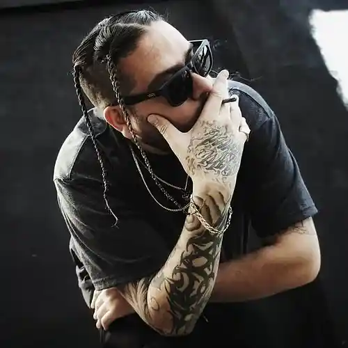 Artist picture