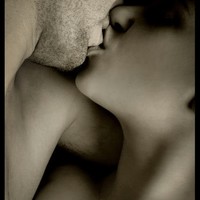 Picture for song '**NEW** Passionate Kisses' by artist 'JJDR Productions'