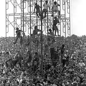 Picture for song 'Audience Eyes' by artist 'paul gorman and the hypnotist collectors'